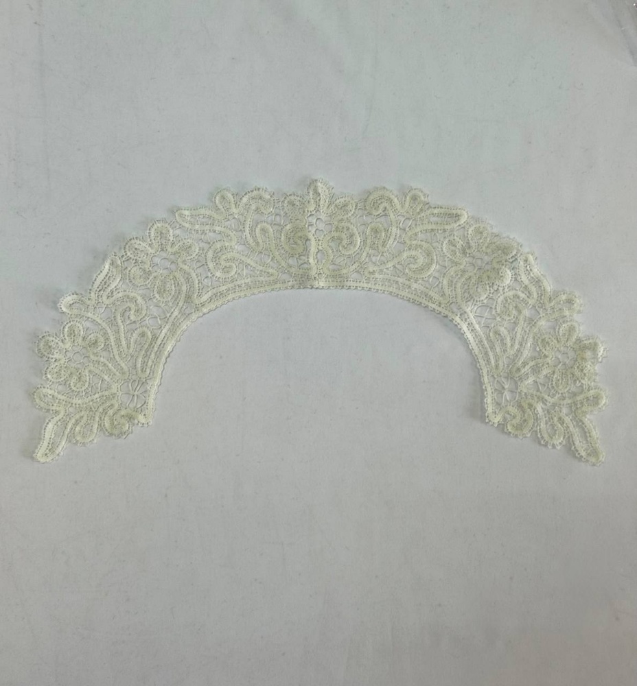 Воротник 4, кружево, шир. 7-8 см,