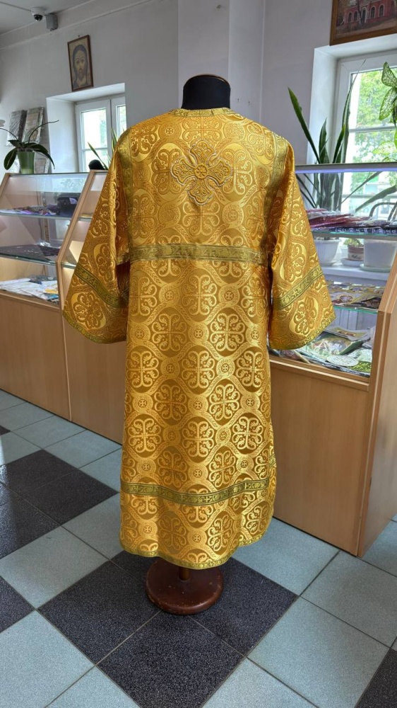 Стихарь алтарный, шелк, желтый с золотом.