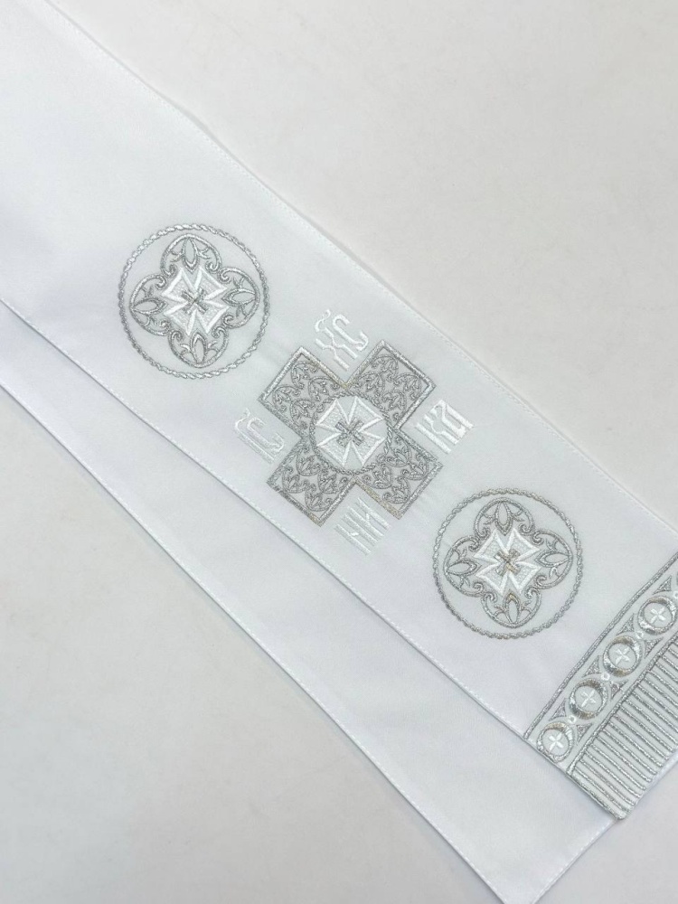 Закладка вышитая, белая с серебром, шир. 13 см