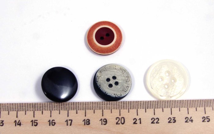 Пуговицы 6