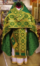 Облачение иерейское парча, зеленое с золотом, комбинированное.