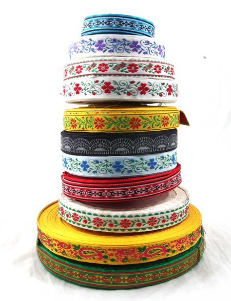 Тесьма жаккардовая, шир. 1,5-2 см