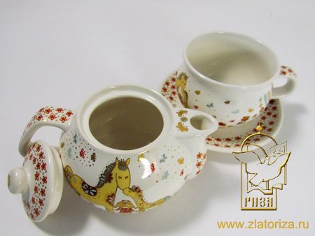 Сервиз Детский (чайник, чашка, блюдце) керамика, цветная деколь, отделка золотом 381. 31. 3