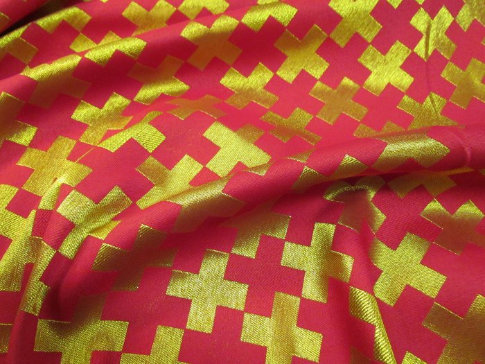 Парча НОВГОРОДСКИЙ, красная с золотом, шир. 150 см, Павловский Посад