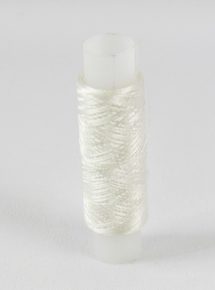 Нитки шелк 100%, новые, 65С, белые