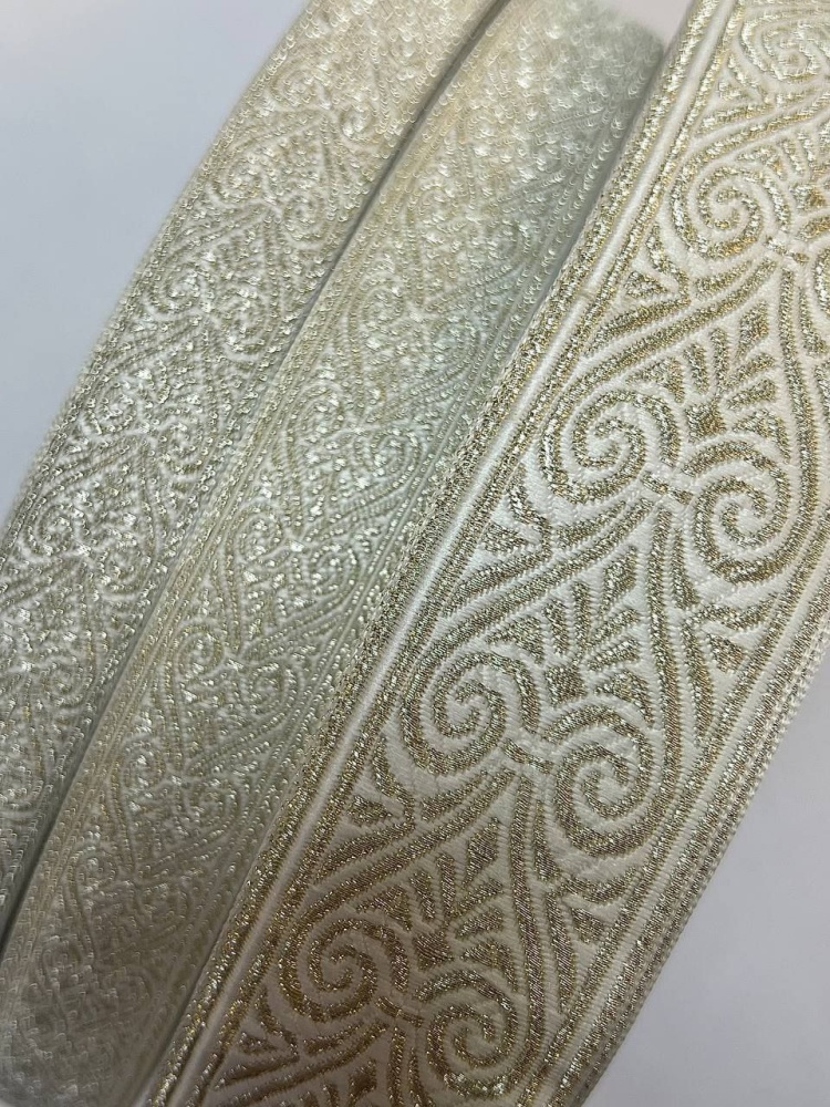 Галун АФИНЫ, белый со светлым серебром, шир. 2,2 см, РА