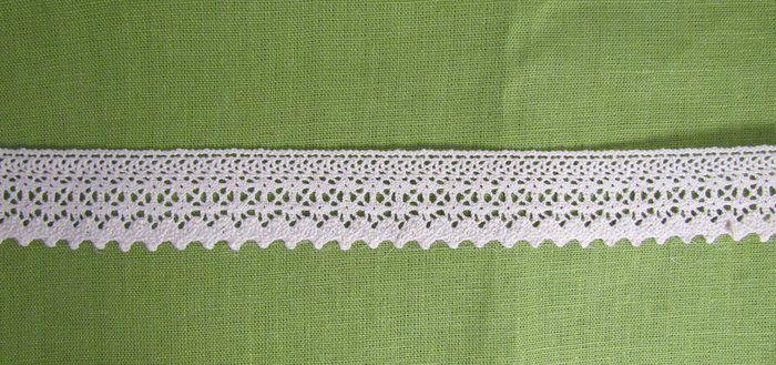 Кружево 151, плетеное, шир. 3,5 см