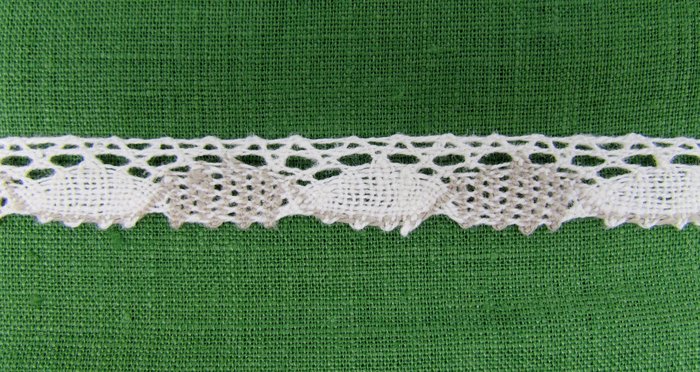 Кружево 155, плетеное, красное, шир. 2 см