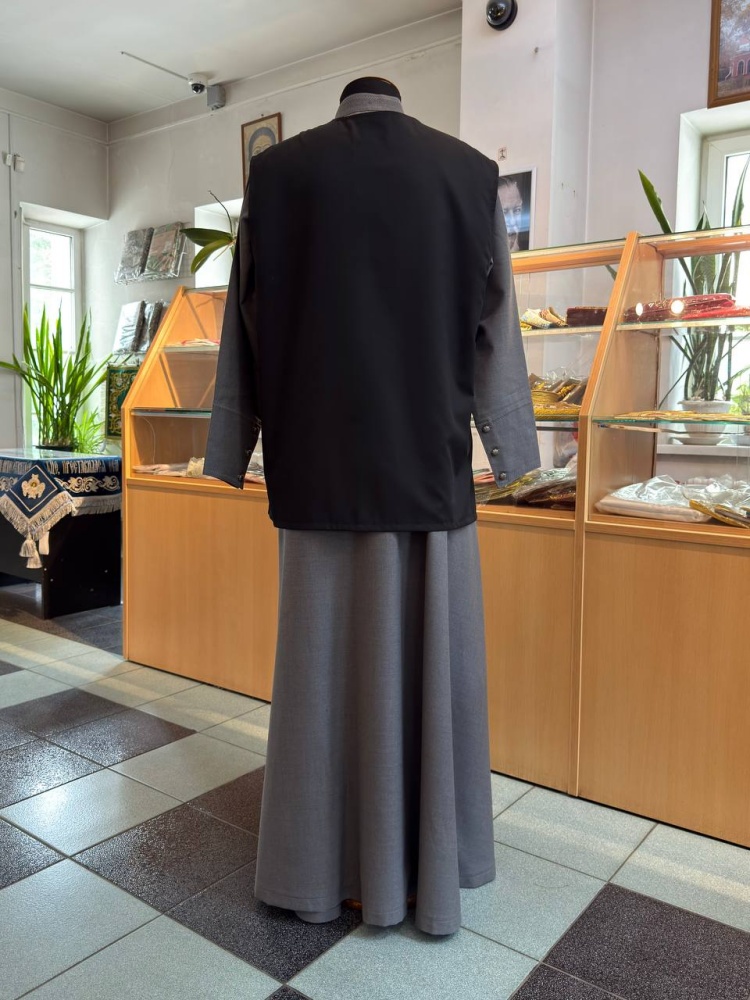 Жилетка мужская, поливискоза, черная