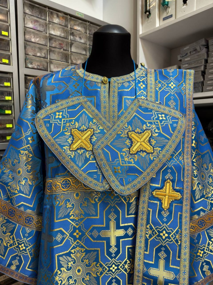 Диаконский стихарь, шелк, голубой с золотом.
