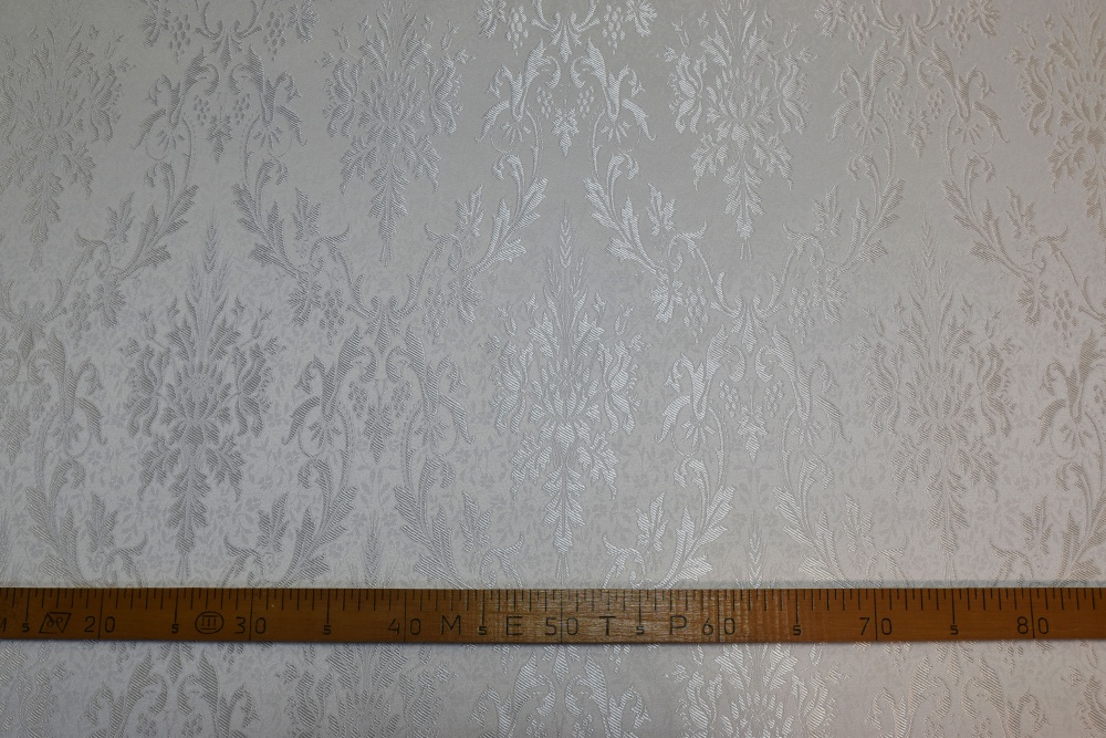 Шелк ЗОЛОТОЙ КОЛОС, белый с серебром, шир. 150 см, Рахманово