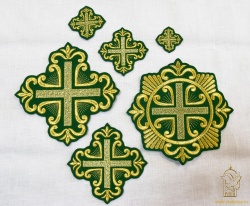 Набор крестов ПОКРОВСКИЙ W 108, иерейский, зеленый с золотом, 14 шт, Набор крестов ПОКРОВСКИЙ W 108, иерейский, зеленый с золотом, 14 шт,