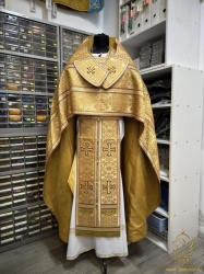Облачение иерейское, шелк, желтый с бордо.