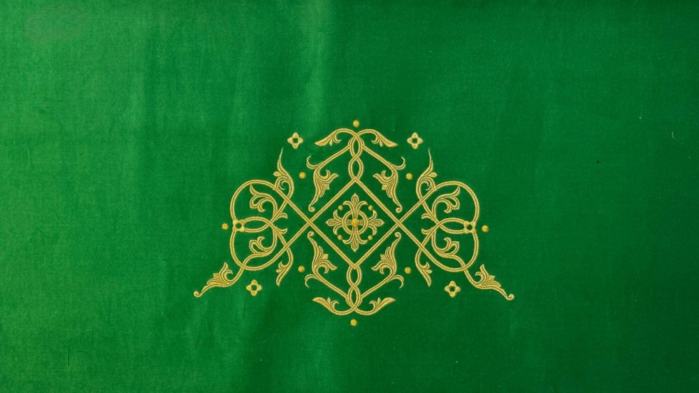 Оплечье, бархат зеленый, с золотом СТАВРОС, вышивка