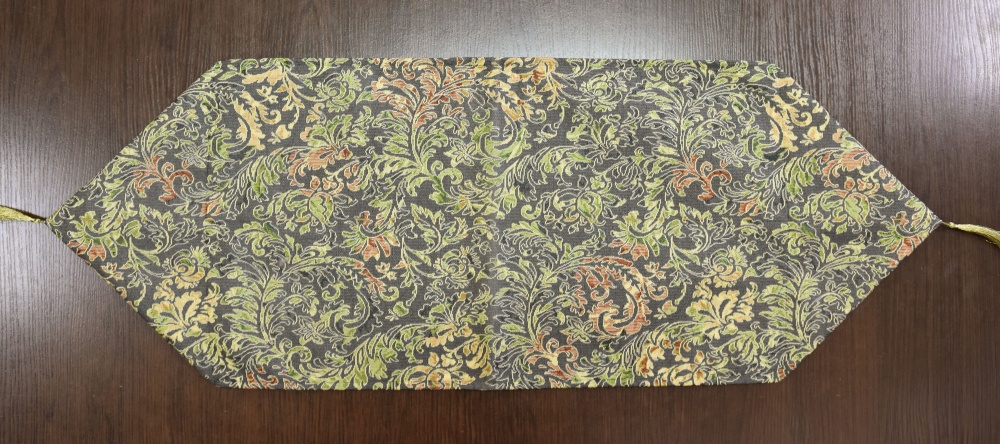 Салфетка, гобелен, 35 см х 150 см.