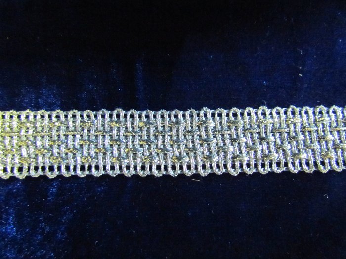 Тесьма серебро 37