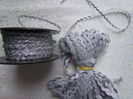 Тесьма ВЬЮНЧИК серебро