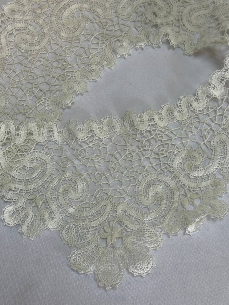 Воротник 1, кружево большое