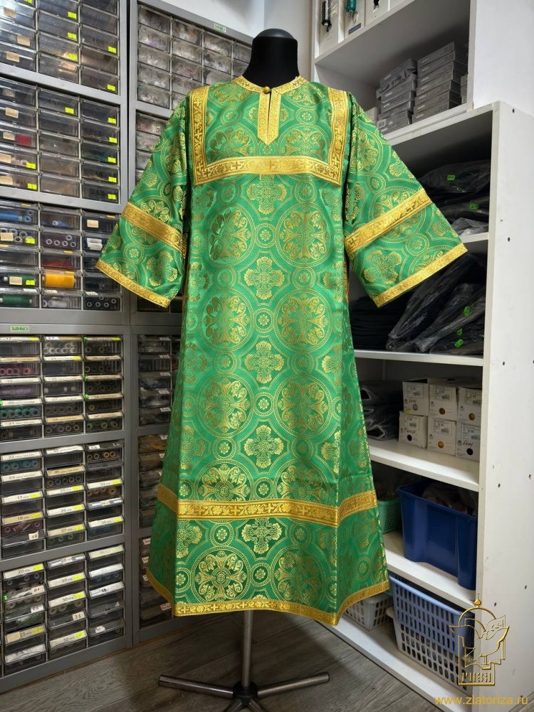 Стихарь алтарный длиной от 120 до 129 см, шелк, зеленый с золотом.