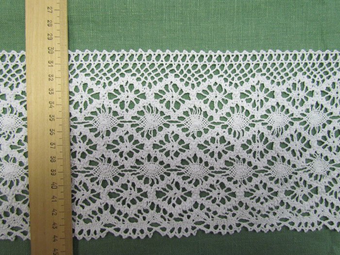 Кружево 38, плетеное