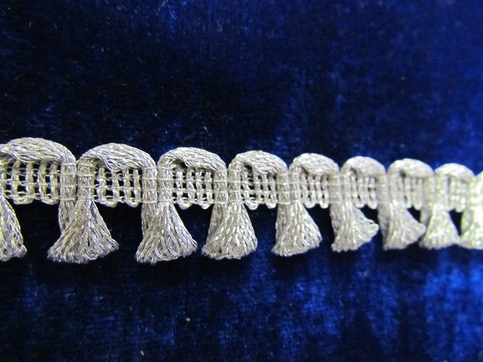 Тесьма серебро 84