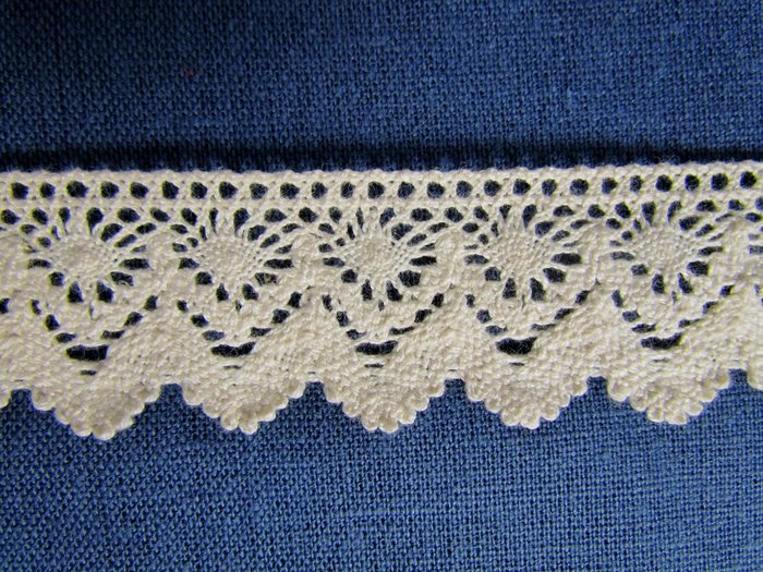 Кружево 130, плетеное, сливки