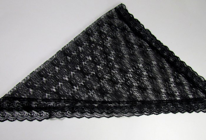 Косынка Гипюр черная 100х65 см с кружевом, 100% полиэстер