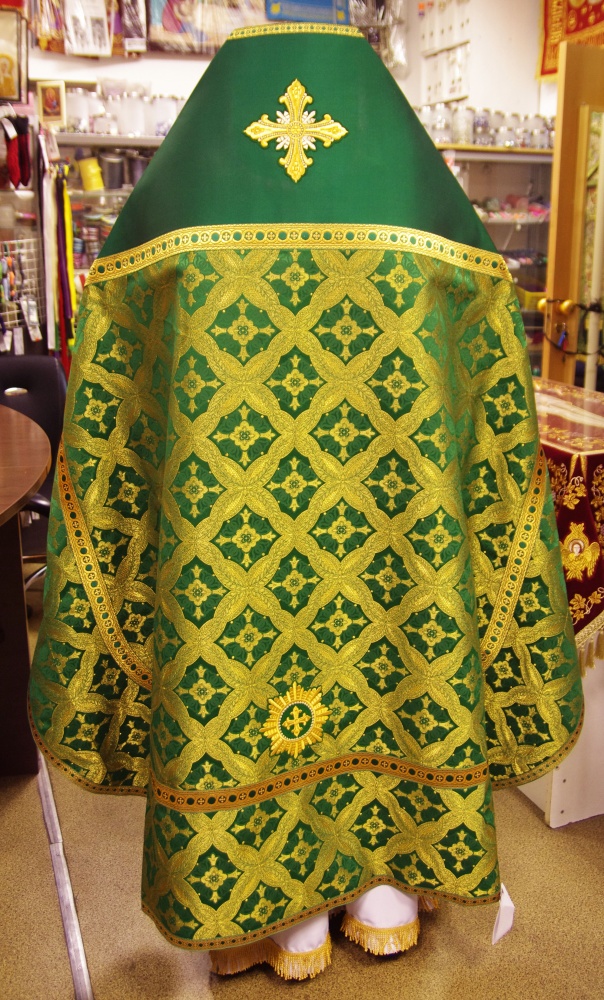 Облачение иерейское парча, зеленое с золотом, комбинированное.