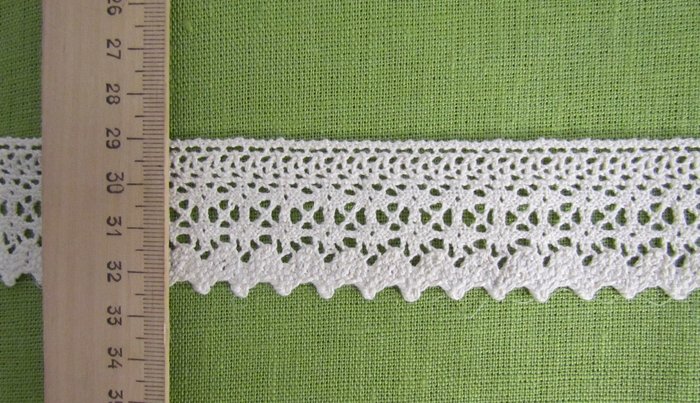 Кружево 151, плетеное, шир. 3,5 см