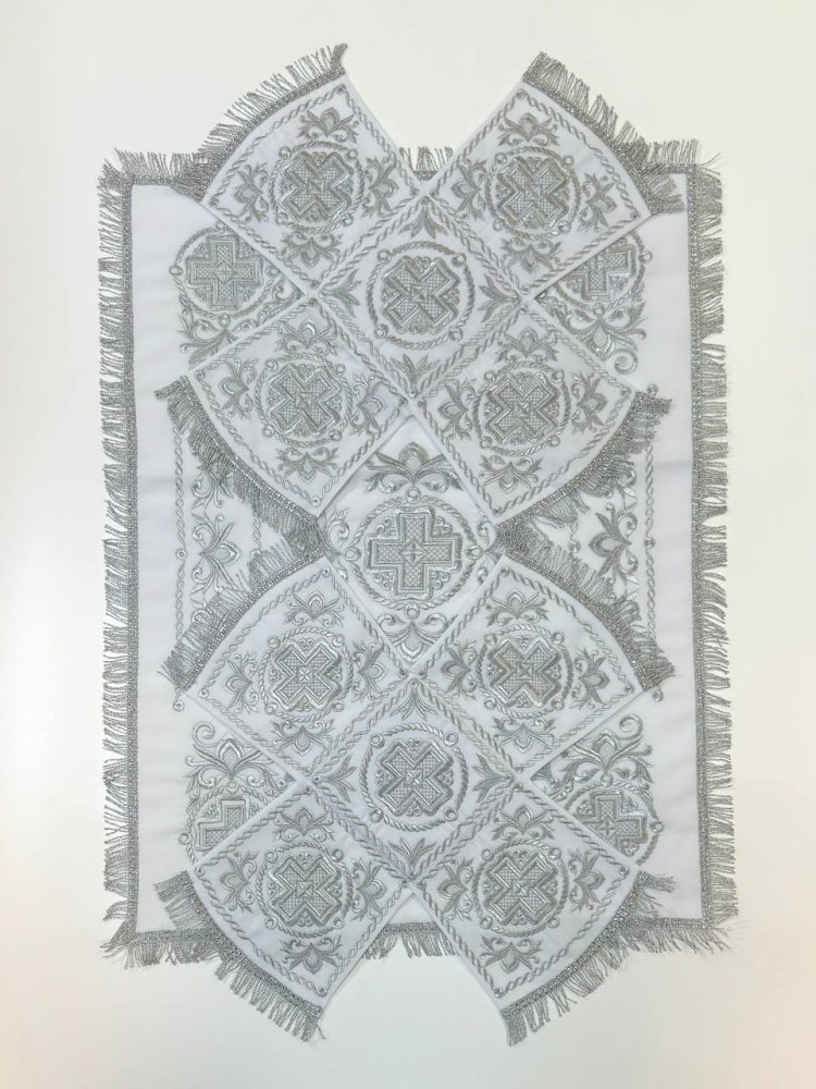 Покровцы габардин, НИКОЛЬСКИЙ, белые с серебром, вышитые