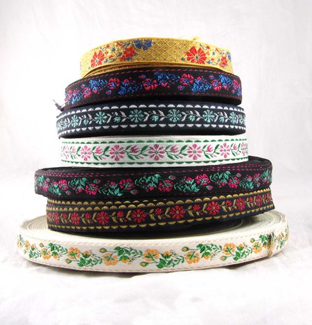 Тесьма жаккардовая, с люрексом, шир. 1,5 - 2 см