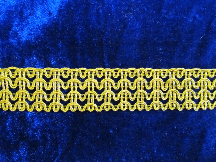 Тесьма золото 13