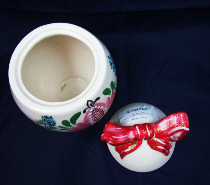 Яйцо-шкатулка (банка для сыпучих продуктов) цветная, 11х19 см, ручная роспись, керамика, 2954069