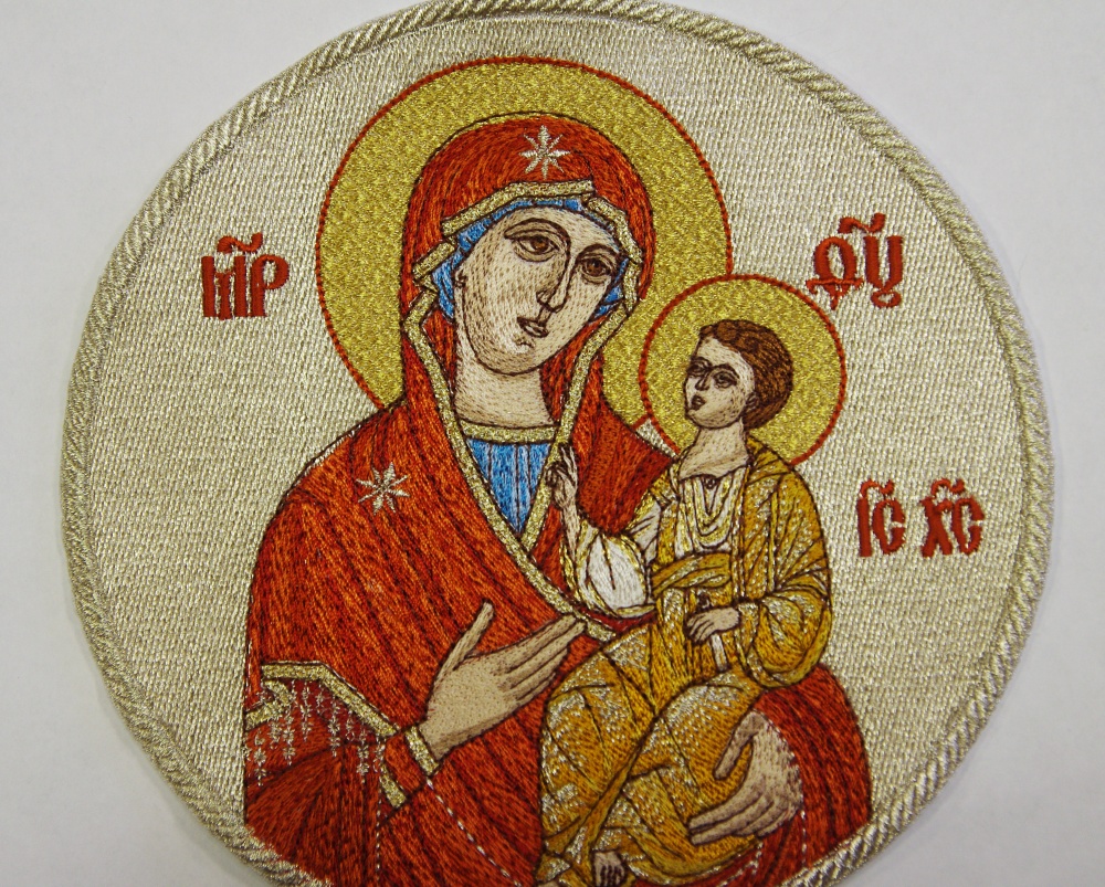 Икона Богородицы Иверская, Тихвинская вышитая, диаметр 18 см