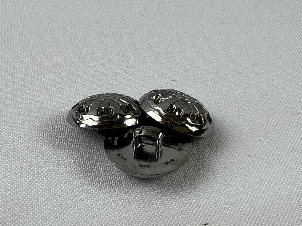 Пуговицы 25 СОЛНЫШКО пластик серебро