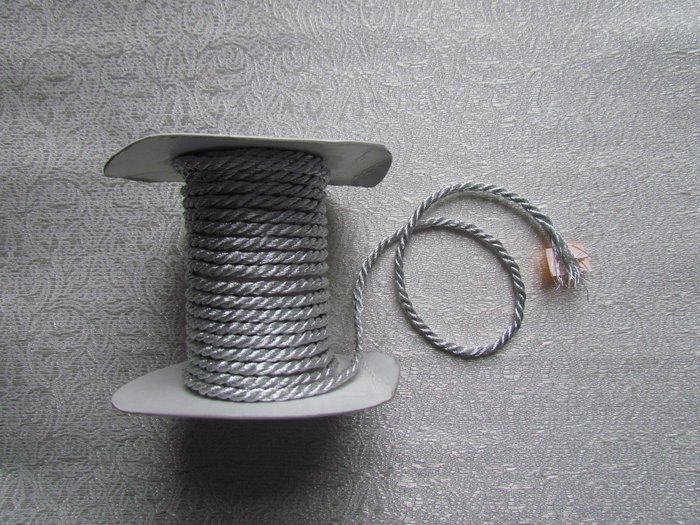 Шнур серебро, металл, 3 мм, арт d1015, витой