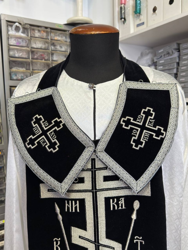 Епитрахиль + поручи, черн с сереб, бархат вышивка