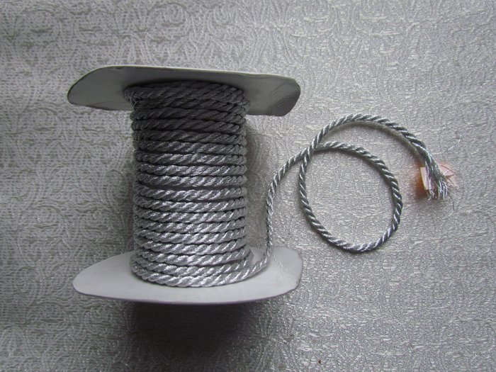 Шнур серебро, металл, 3 мм, арт d1015, витой