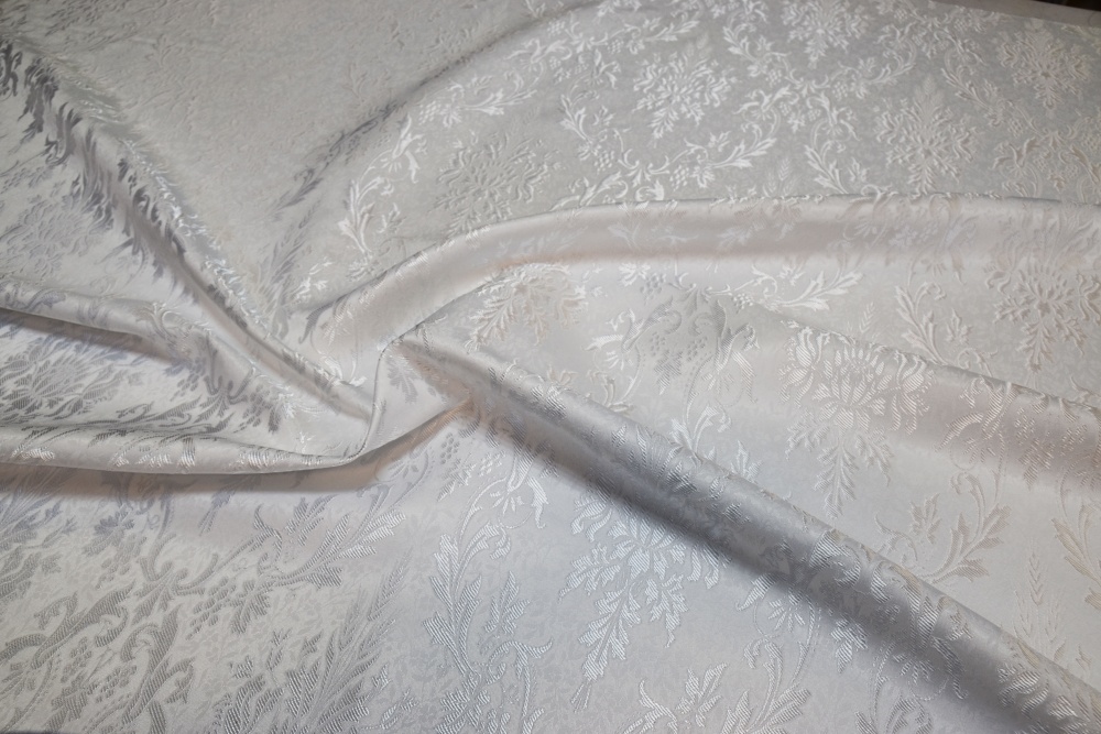 Шелк ЗОЛОТОЙ КОЛОС, белый с серебром, шир. 150 см, Рахманово