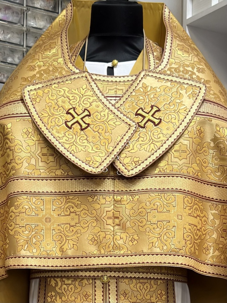 Облачение иерейское, шелк, желтый с бордо.