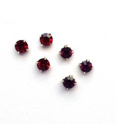 Стразы пришивные, в цапах, стекло, диаметр 0,6 см. толстые, цвет - микс