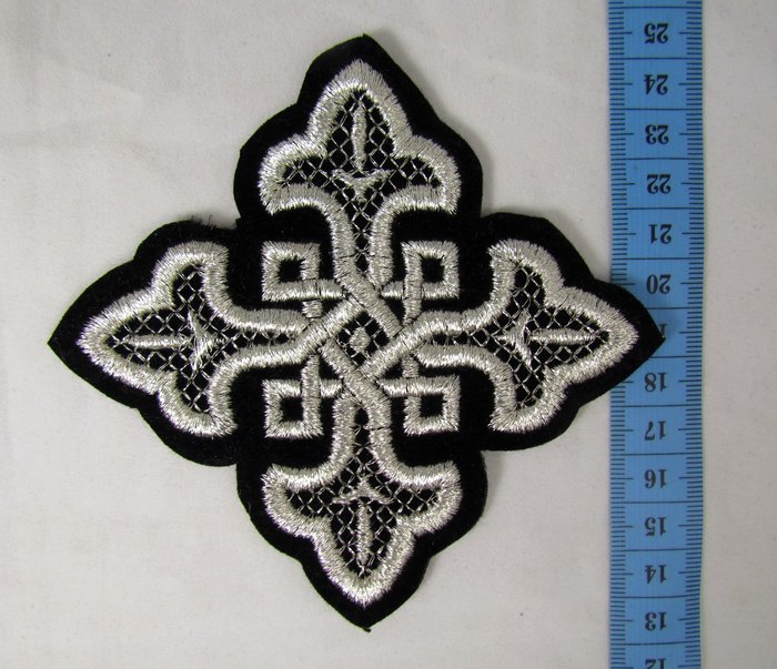 Крест 2 ВЯЗАНЫЙ, черный с серебром, 10-12 см