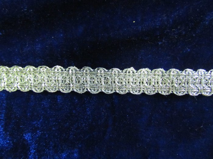 Тесьма серебро 17