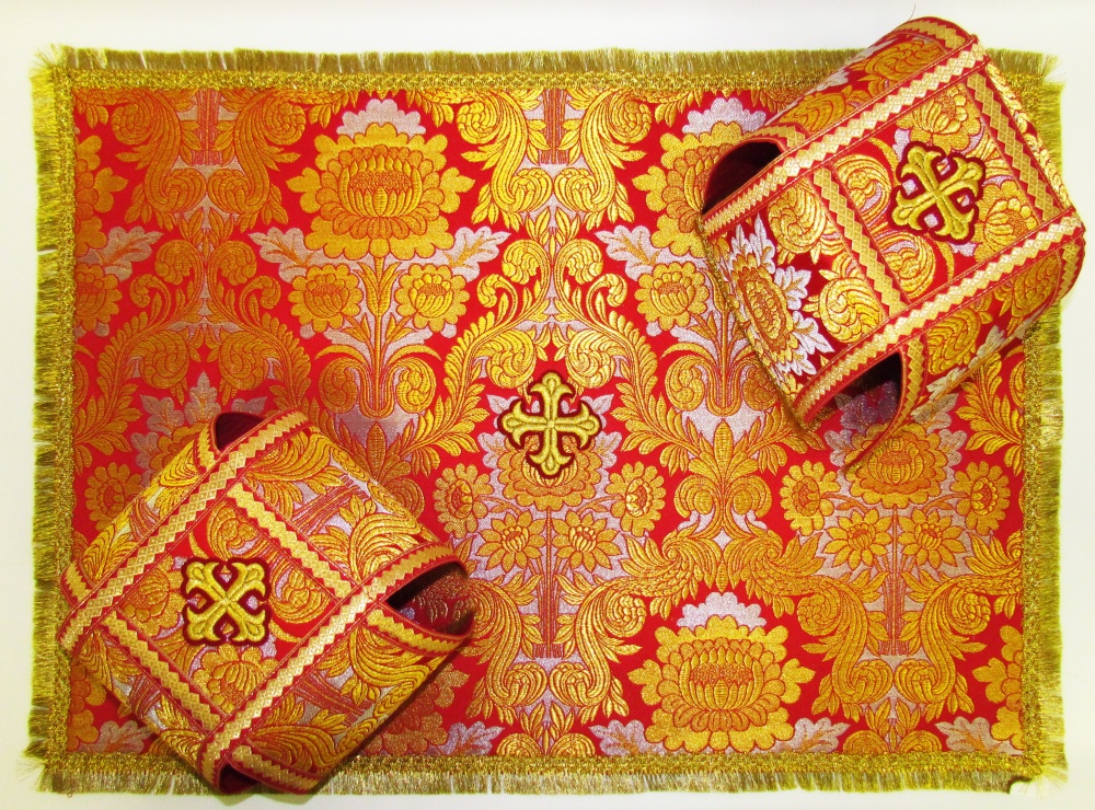 Покровцы парча, красные