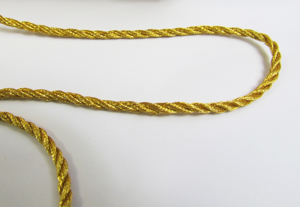 Шнур золото, 3 мм, витой, 100 м в бобине, МТ