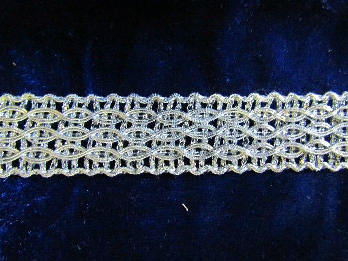 Тесьма серебро 41