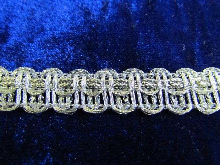 Тесьма серебро 2