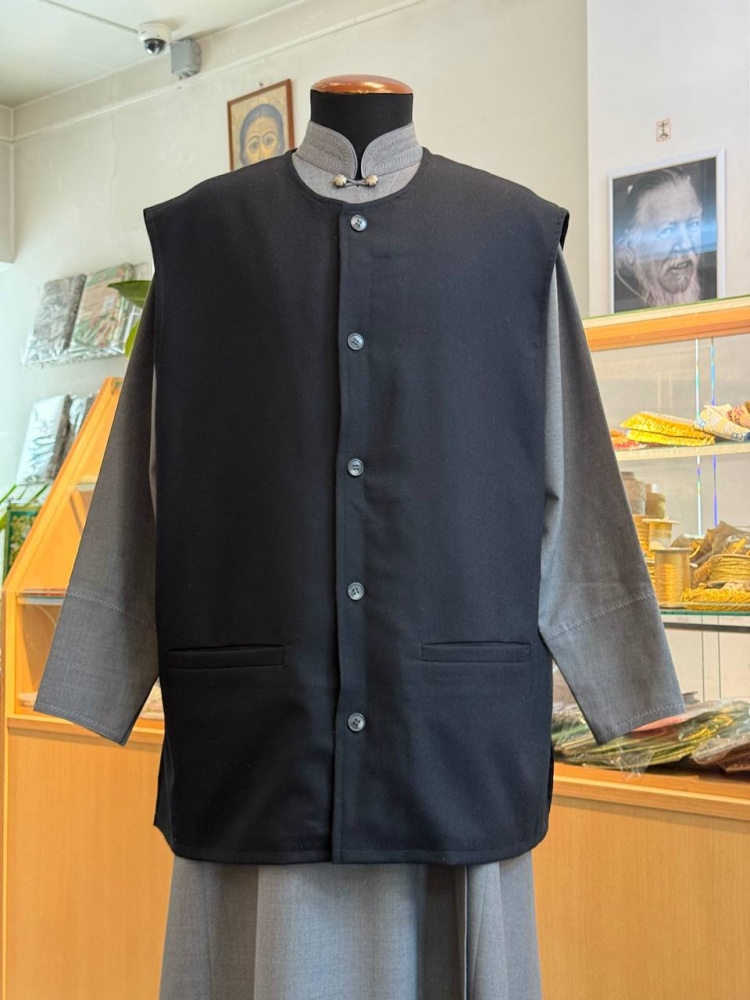 Жилетка мужская, черная, п/ш