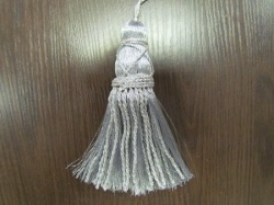 Кисть декоративная, серебро, арт. 1964, 97950, длина 16 см Кисть декоративная, серебро, арт. 1964, 97950, длина 16 см