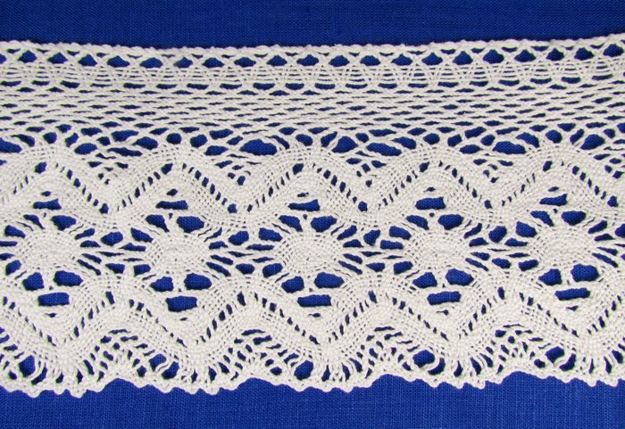 Кружево 49, плетеное